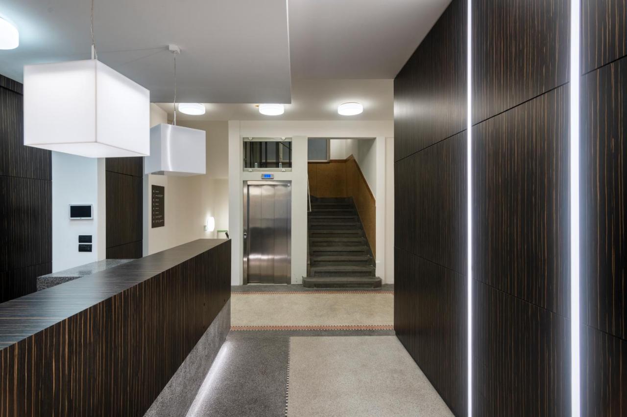 Numa Prague Poise Aparthotel ภายนอก รูปภาพ