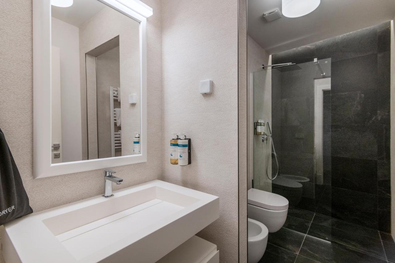 Numa Prague Poise Aparthotel ภายนอก รูปภาพ